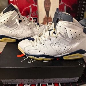 Size 11 - Jordan 6 Retro Midnight Navy